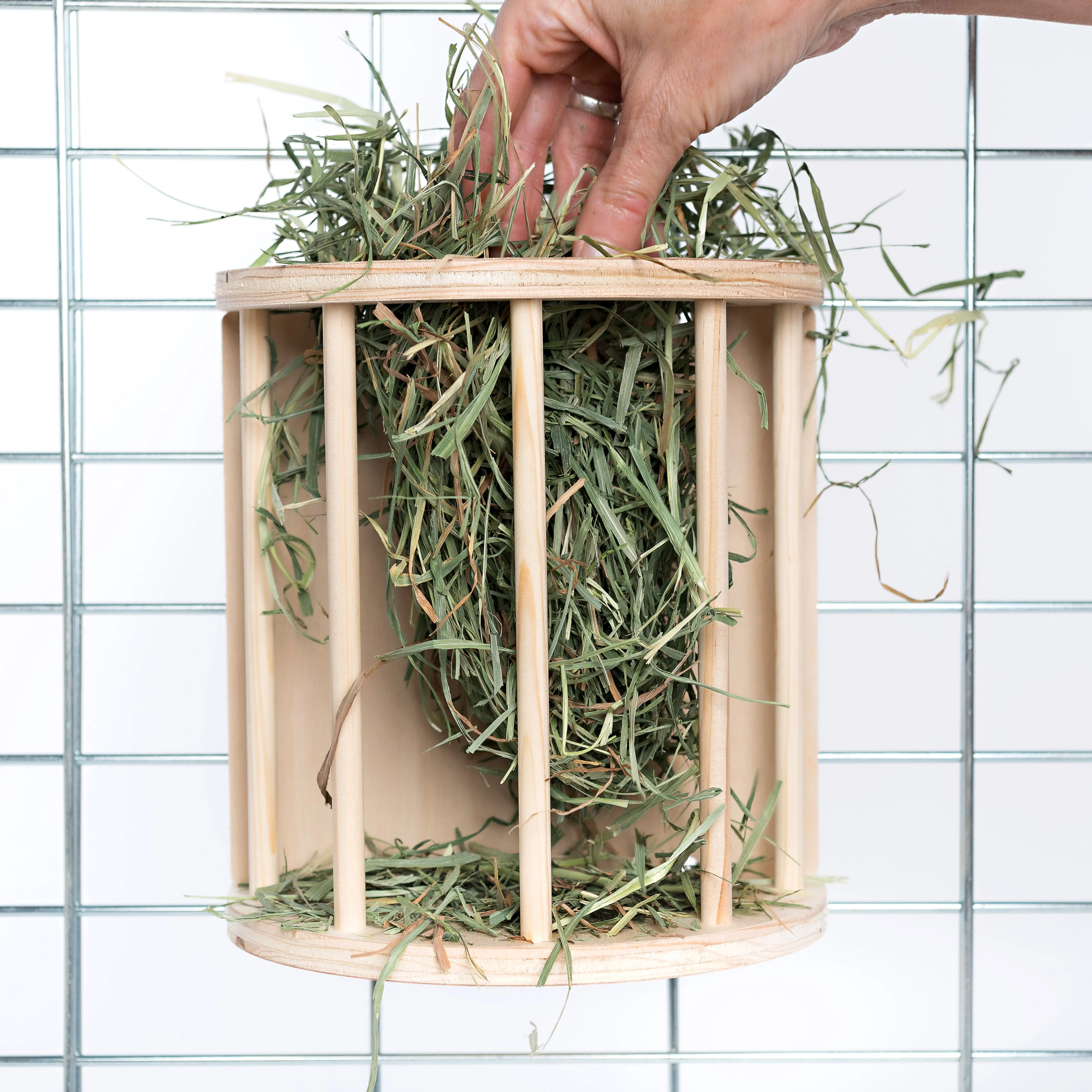 Tiny Paws - Small Hay Manger For Habitats - Image 7